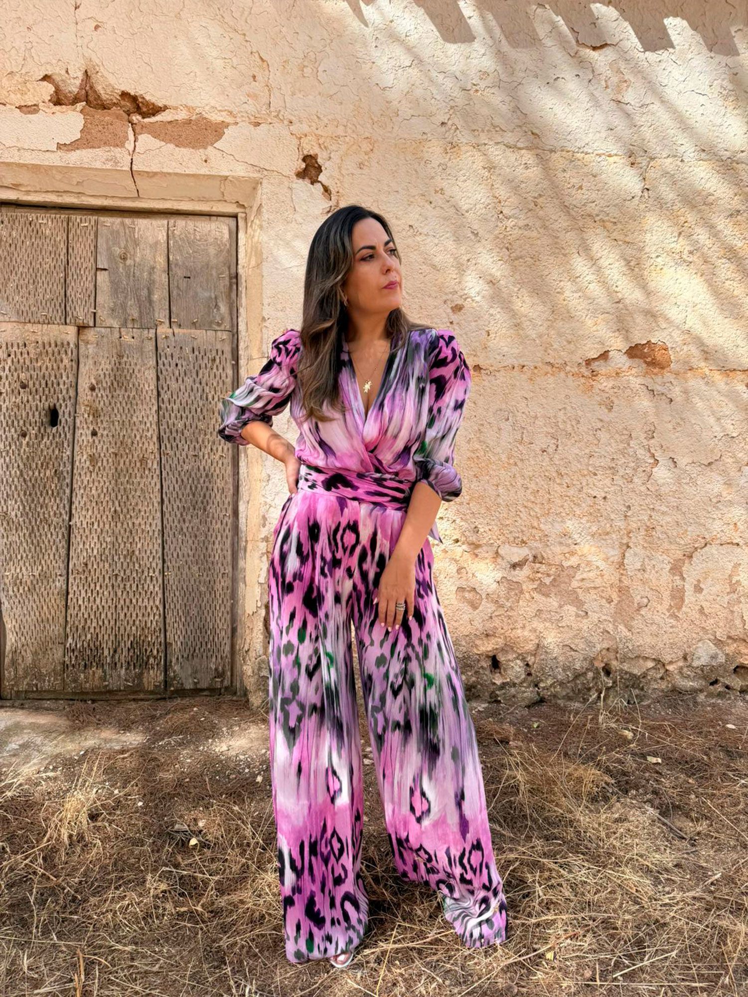 Conjunto cruzado animal print morado