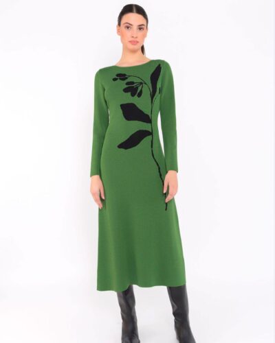 Vestido verde midi con motivo floral negro