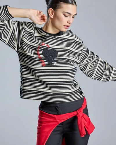 Jersey de rayas con corazón
